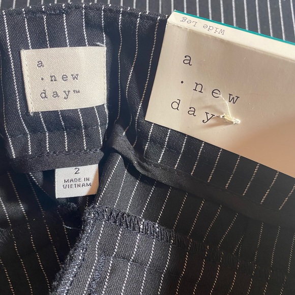 A New Day Wide Leg Size 2 R-Length - Picture 5 of 7